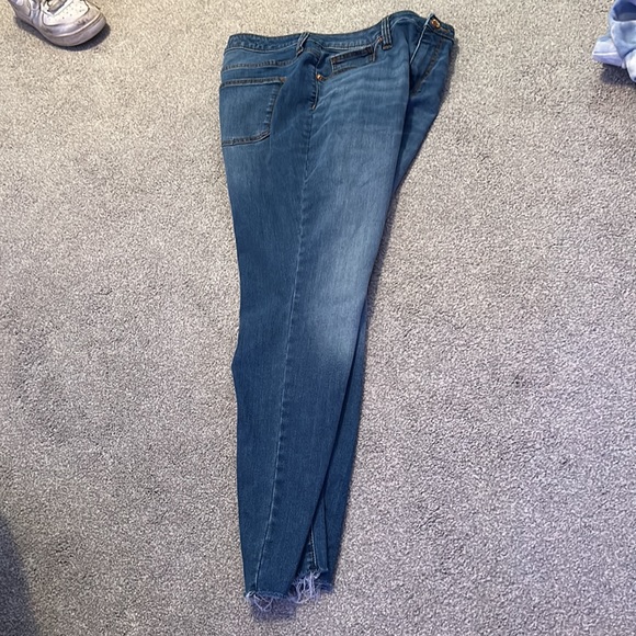 Universal thread jeans - Picture 2 of 5